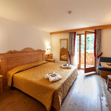 Campiglio Bellavista 호텔 마돈나 디 캄필리오 외부 사진